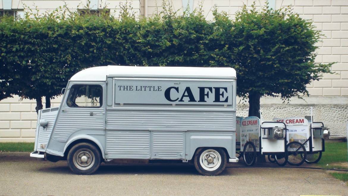 Why You Should Consider Hiring a Coffee Van for Your Wedding