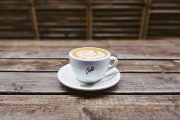 Coffee and the Brain: Exploring the Cognitive Effects of Caffeine